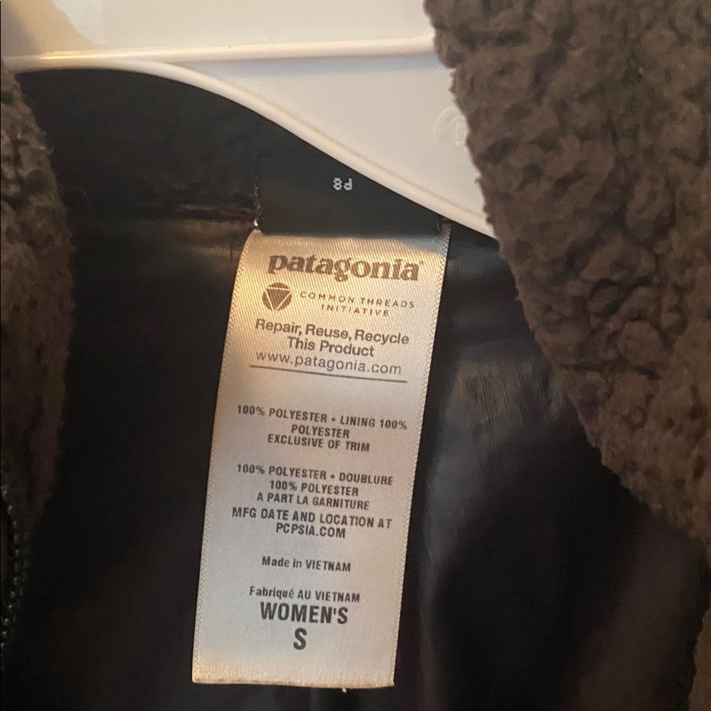 Patagonia Dark Fleece Jacket women’s size s - Picture 3 of 3